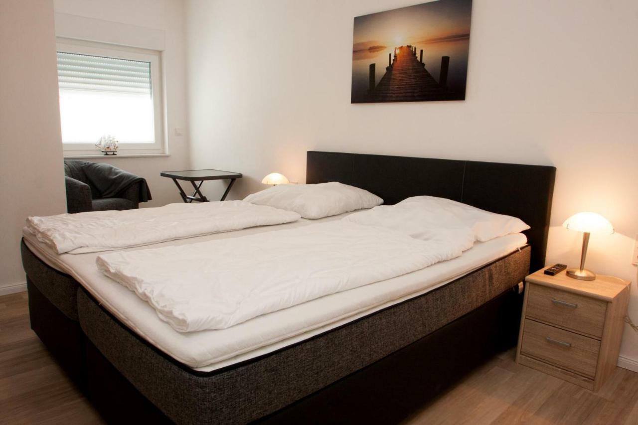 50230... Apartment คาโรลิเนนซีล ภายนอก รูปภาพ